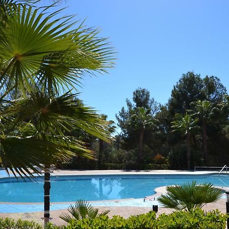 Lovely Familiar Apartment With Pool In Cap סאלו מראה חיצוני תמונה