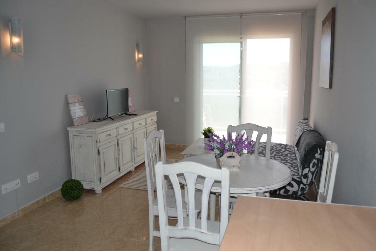 Lovely Familiar Apartment With Pool In Cap סאלו מראה חיצוני תמונה
