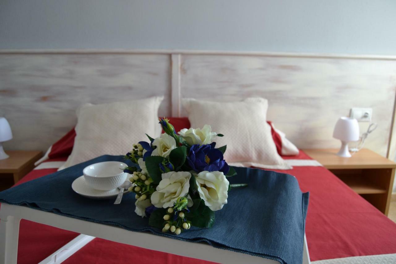 Lovely Familiar Apartment With Pool In Cap סאלו מראה חיצוני תמונה