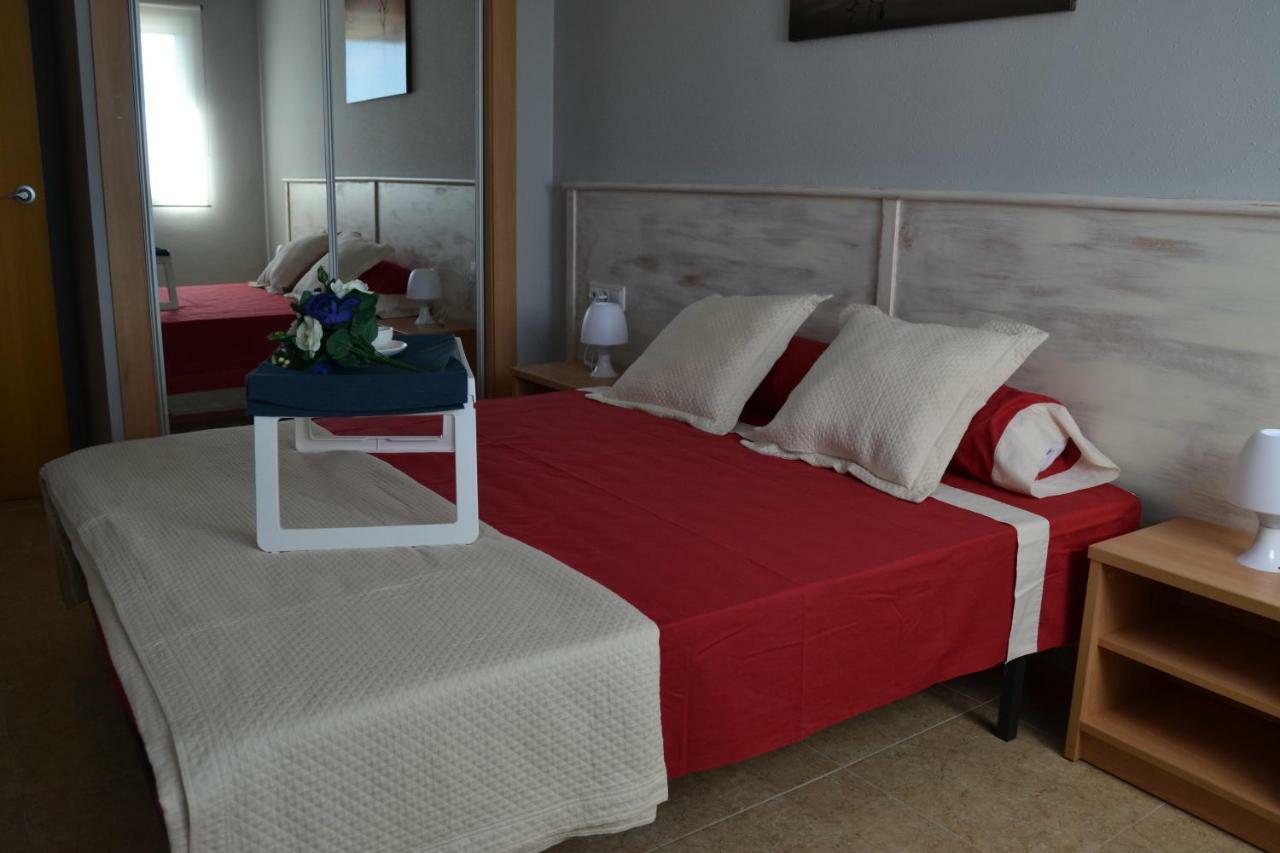 Lovely Familiar Apartment With Pool In Cap סאלו מראה חיצוני תמונה