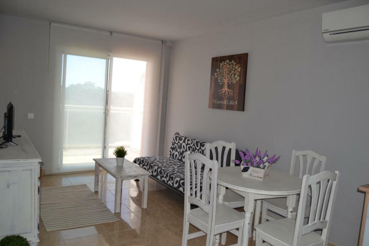 Lovely Familiar Apartment With Pool In Cap סאלו מראה חיצוני תמונה