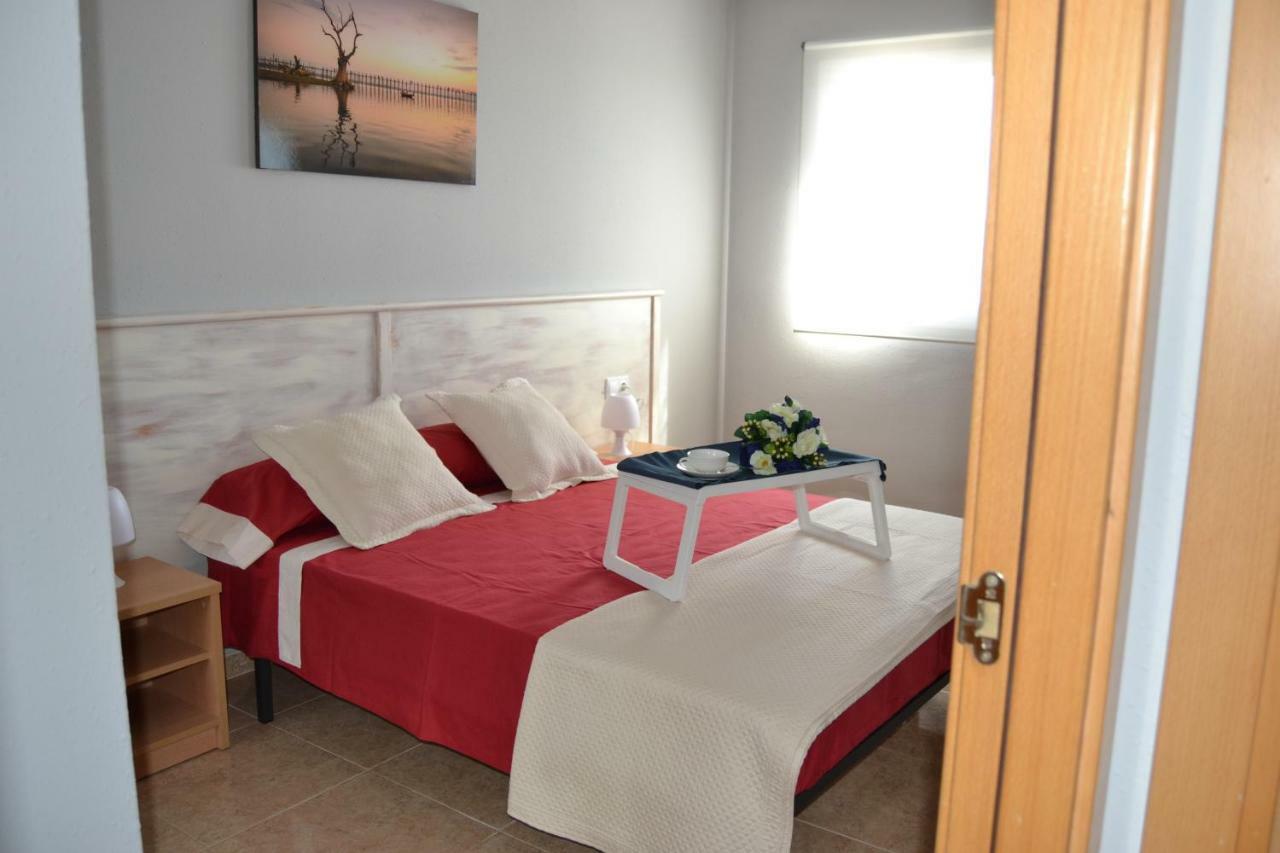 Lovely Familiar Apartment With Pool In Cap סאלו מראה חיצוני תמונה