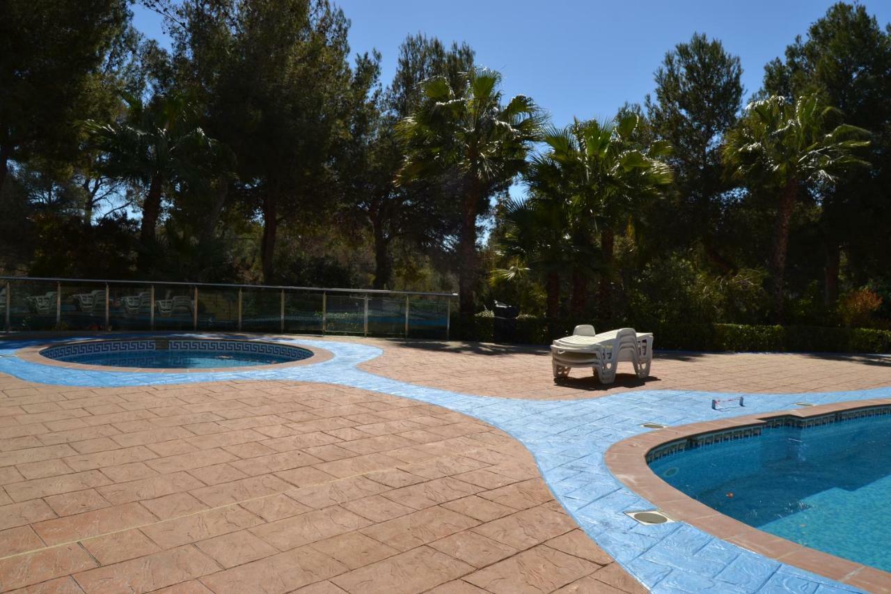 Lovely Familiar Apartment With Pool In Cap סאלו מראה חיצוני תמונה