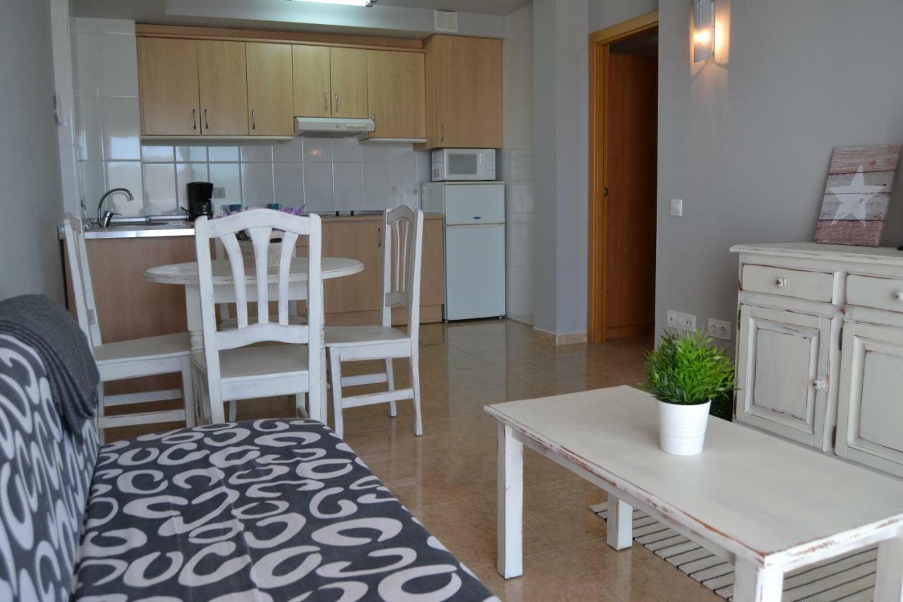Lovely Familiar Apartment With Pool In Cap סאלו מראה חיצוני תמונה
